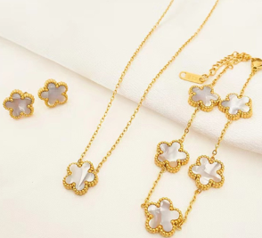 Copper-Plated Real Gold 3-Piece Jewelry Set – Lucky Pork Belly Petals Necklace, Ear Studs & Bracelet